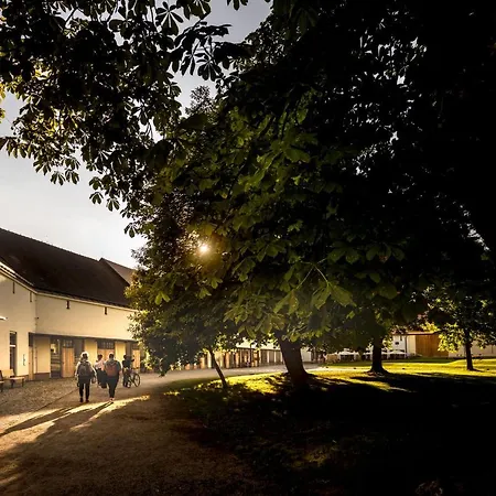 Pansky Dvur Bed & Breakfast 3*