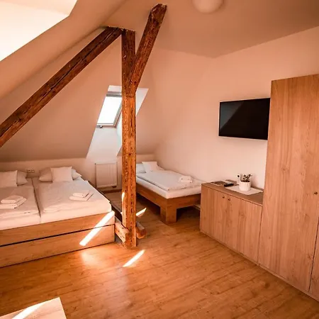 Pansky Dvur 3* Telcz